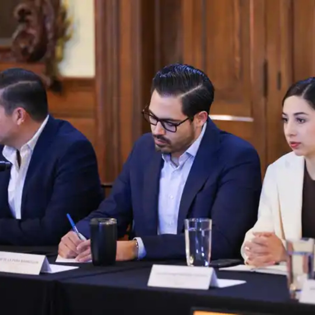David de la Peña, carretera Sierra de Santiago, tormenta Alberto, Laguna de Sánchez, reparación carretera, inversión estatal, movilidad, Mesa Metropolitana, Gobierno de Santiago,